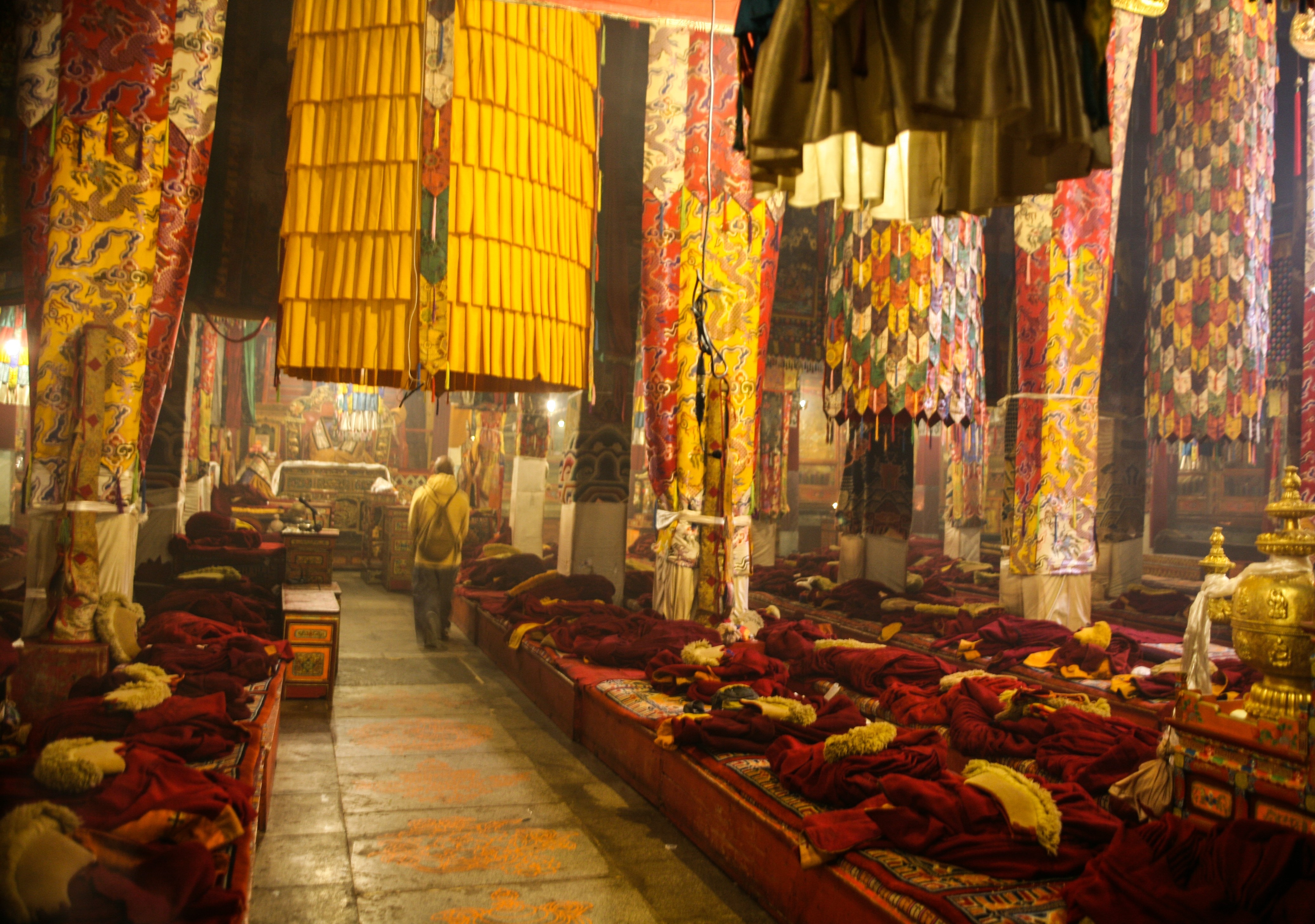 Du lich Tay Tang anh 47