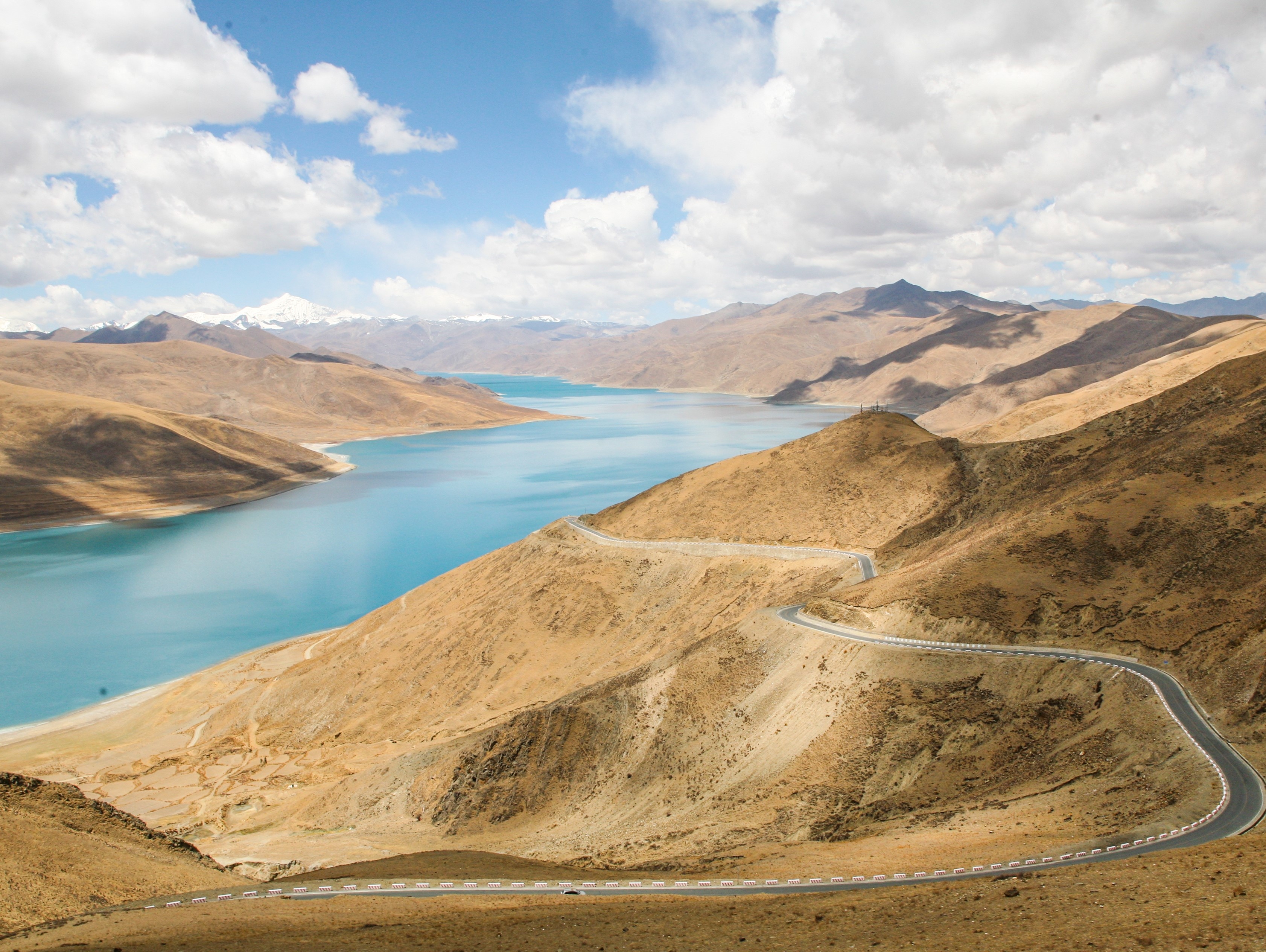 Du lich Tay Tang anh 41