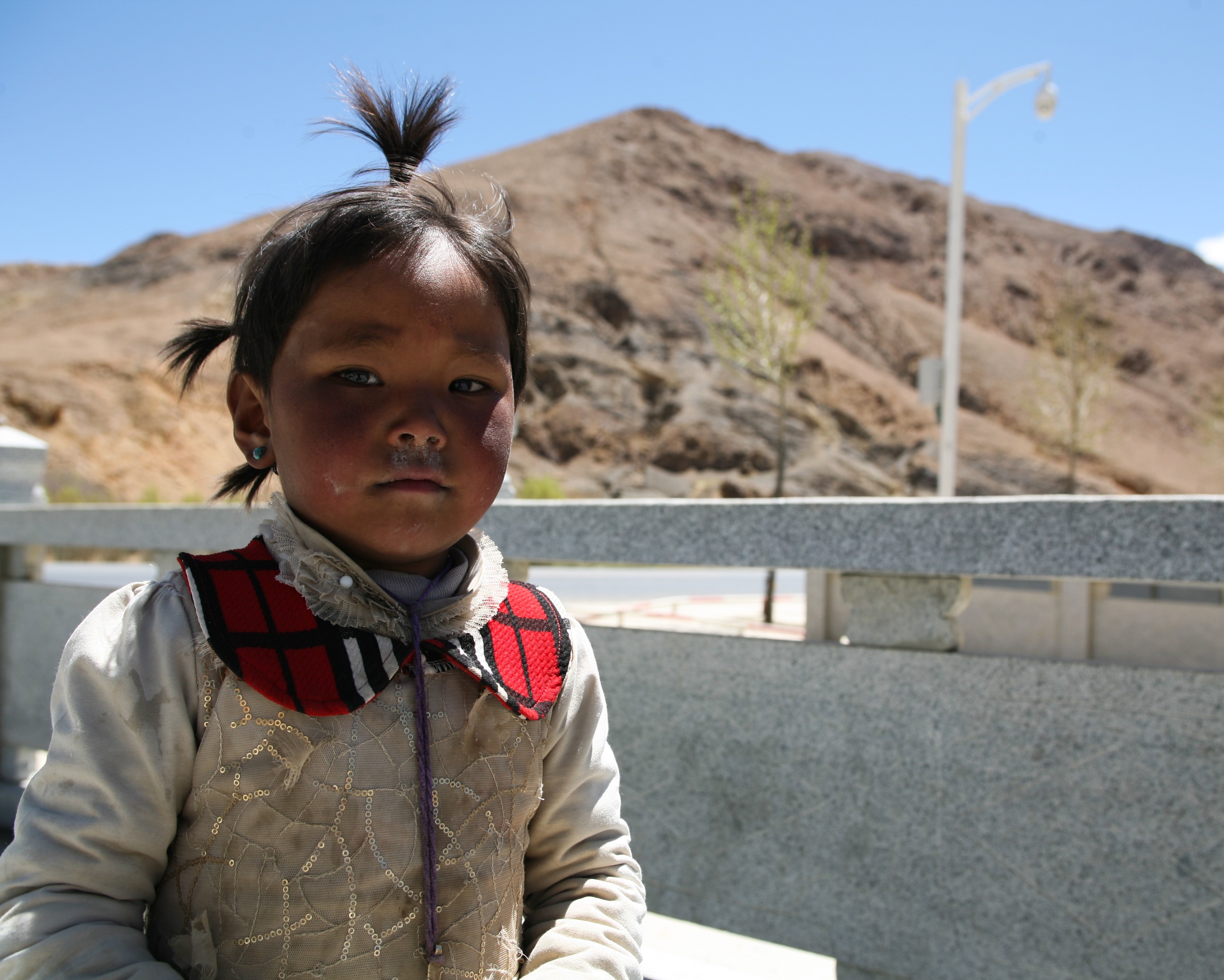 Du lich Tay Tang anh 71