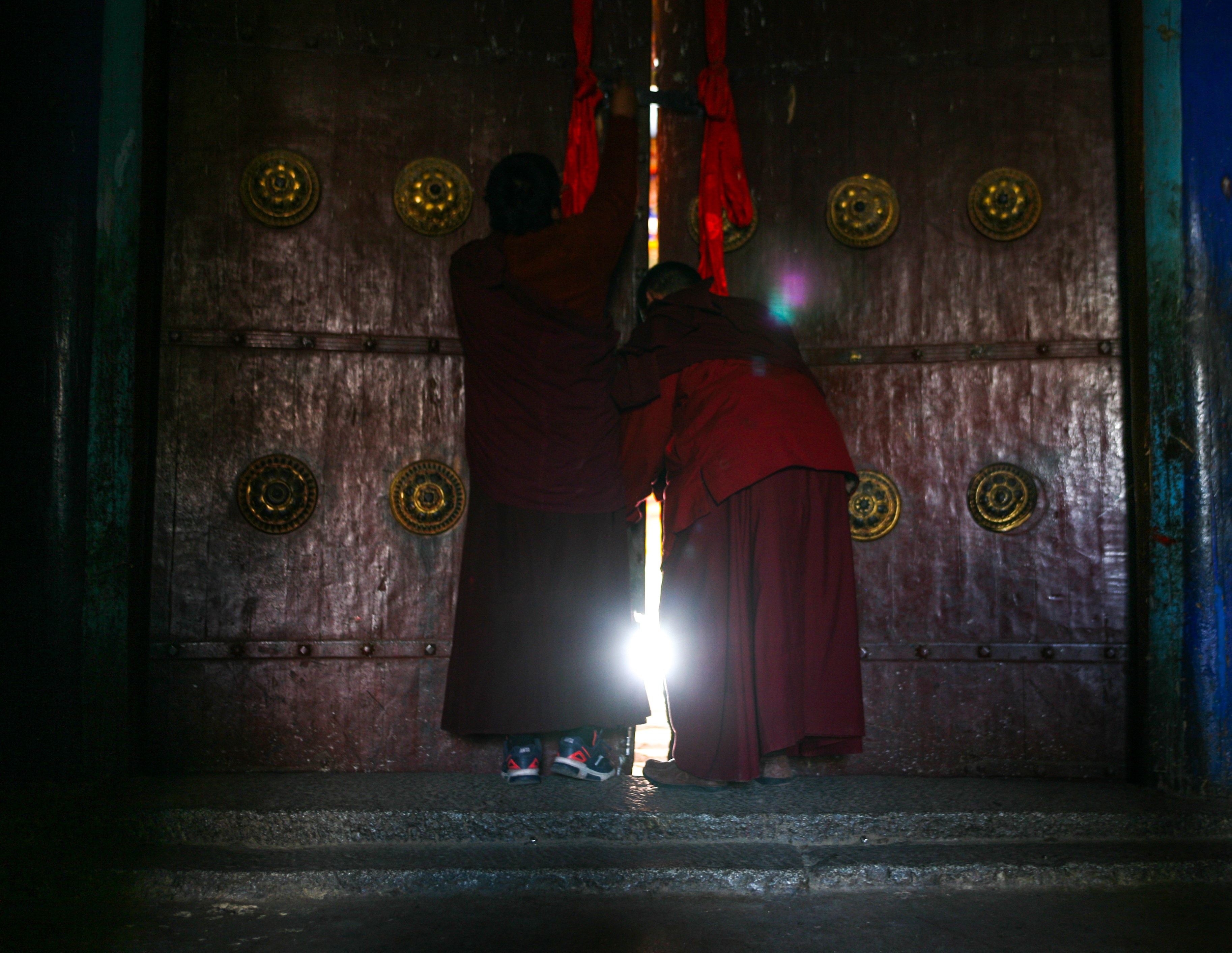 Du lich Tay Tang anh 57