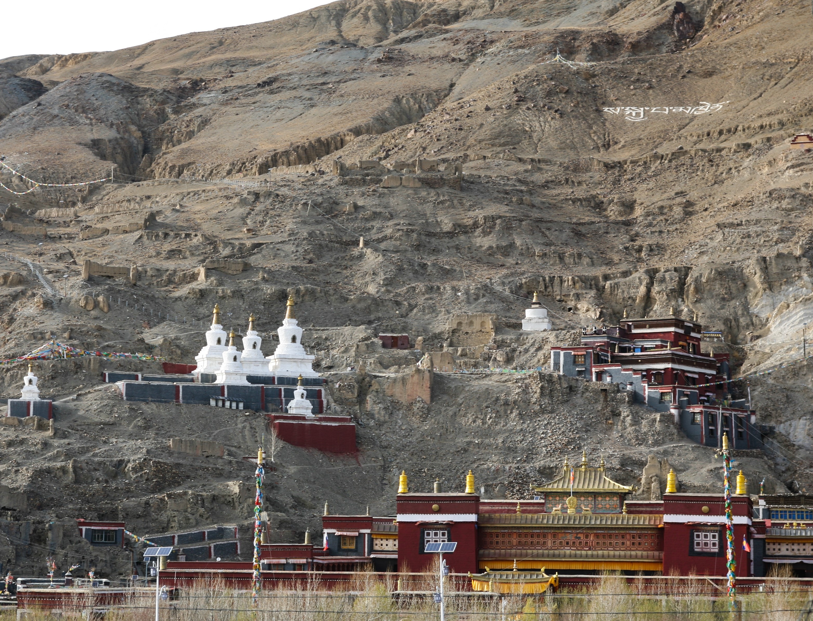 Du lich Tay Tang anh 58