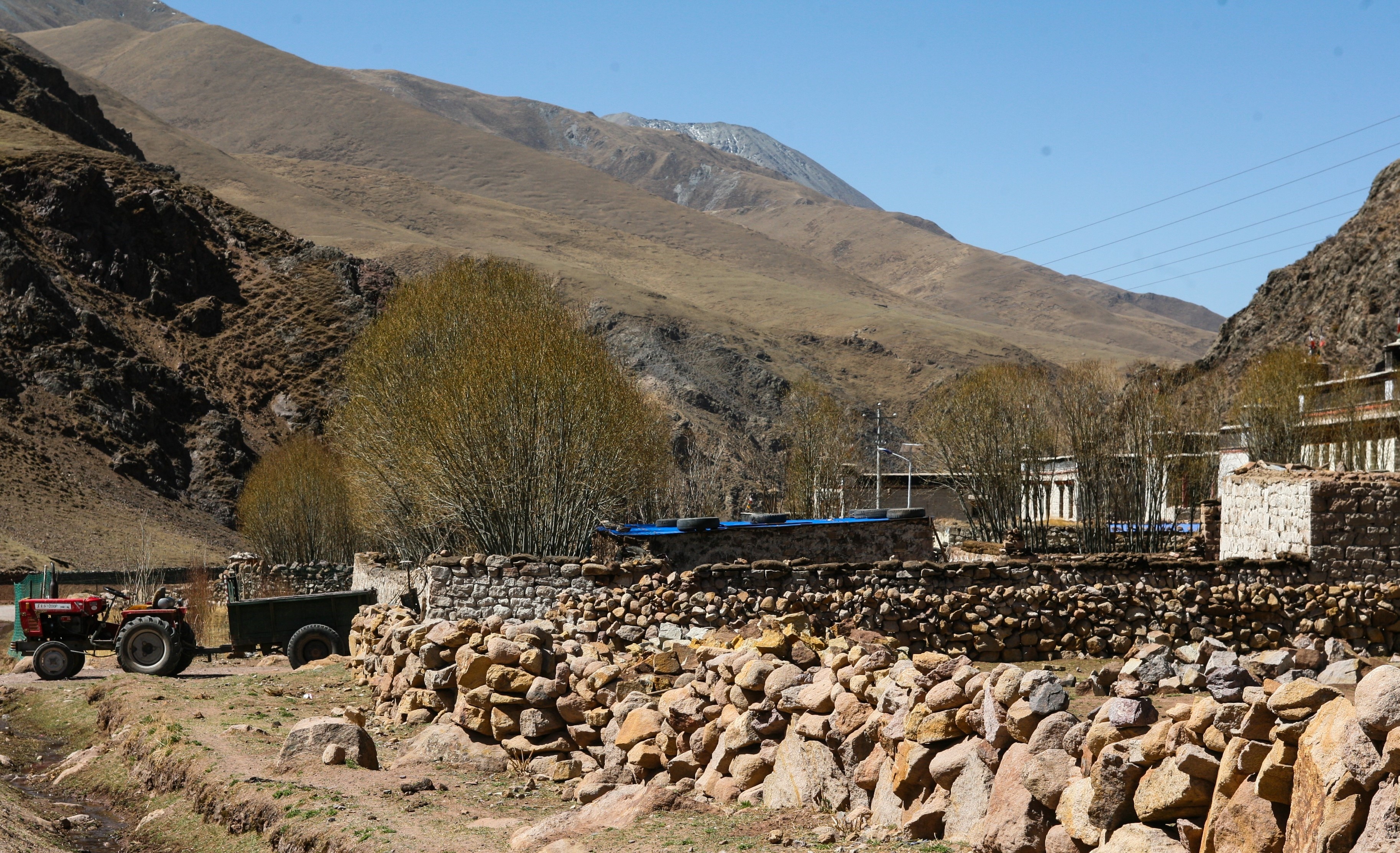 Du lich Tay Tang anh 83