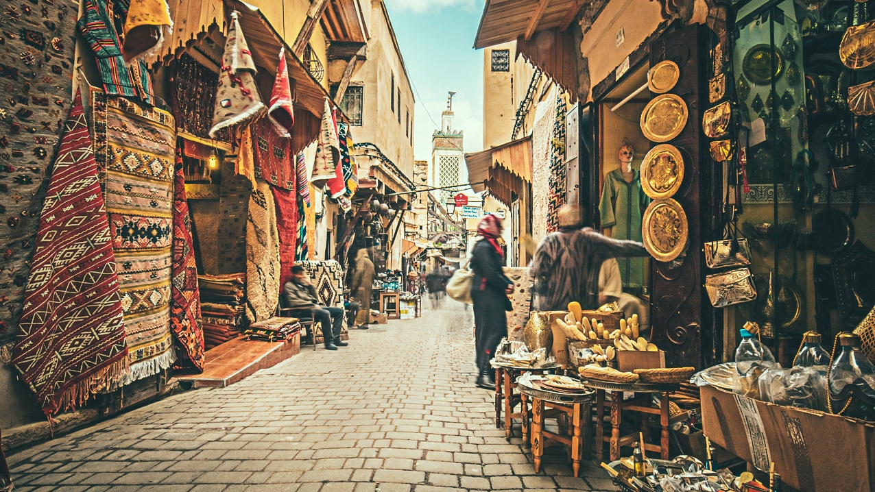 Morocco - toa lau dai cu ky va nhung o cua day sac mau hinh anh