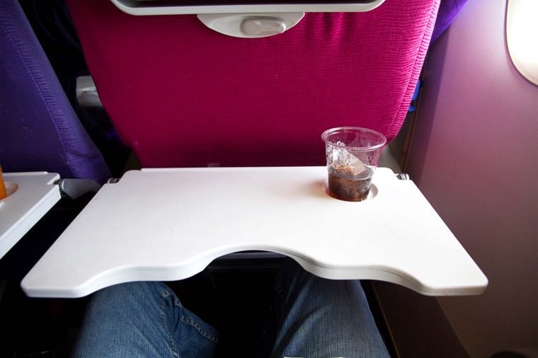 Loi khuyen khi tren may bay anh 17