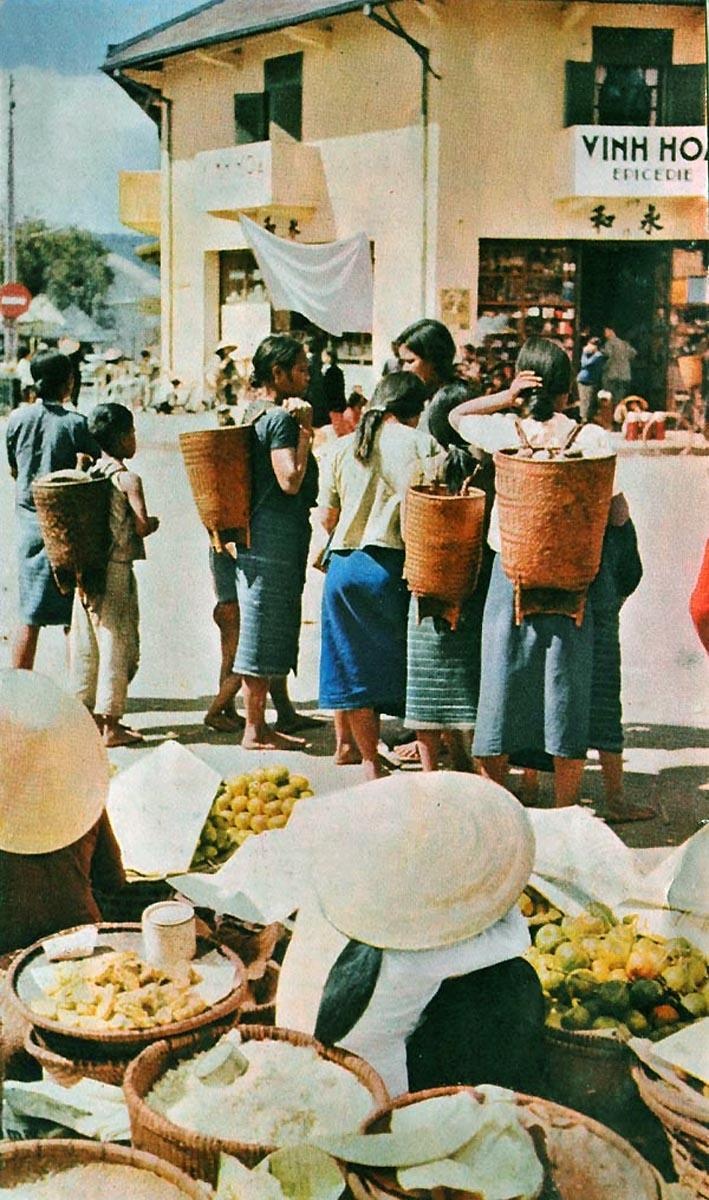 Cho Da Lat xua anh 12