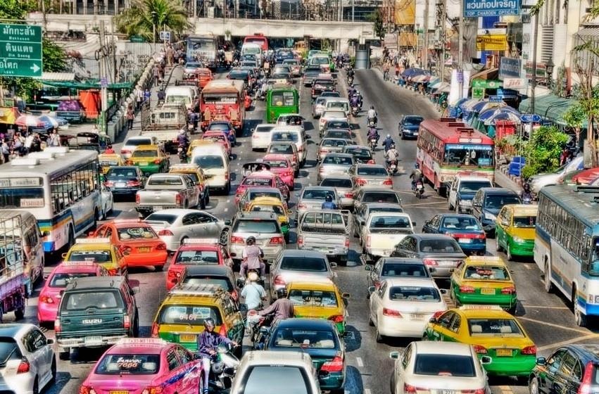 Noi am anh mang ten 'xe hoi' cua nguoi dan va du khach den Thai Lan hinh anh