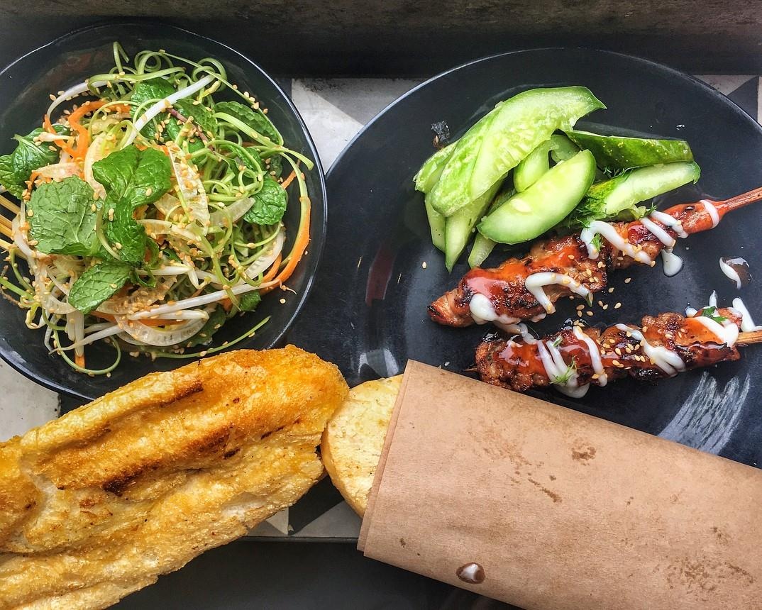 Mon an trua Chua Lang anh 8