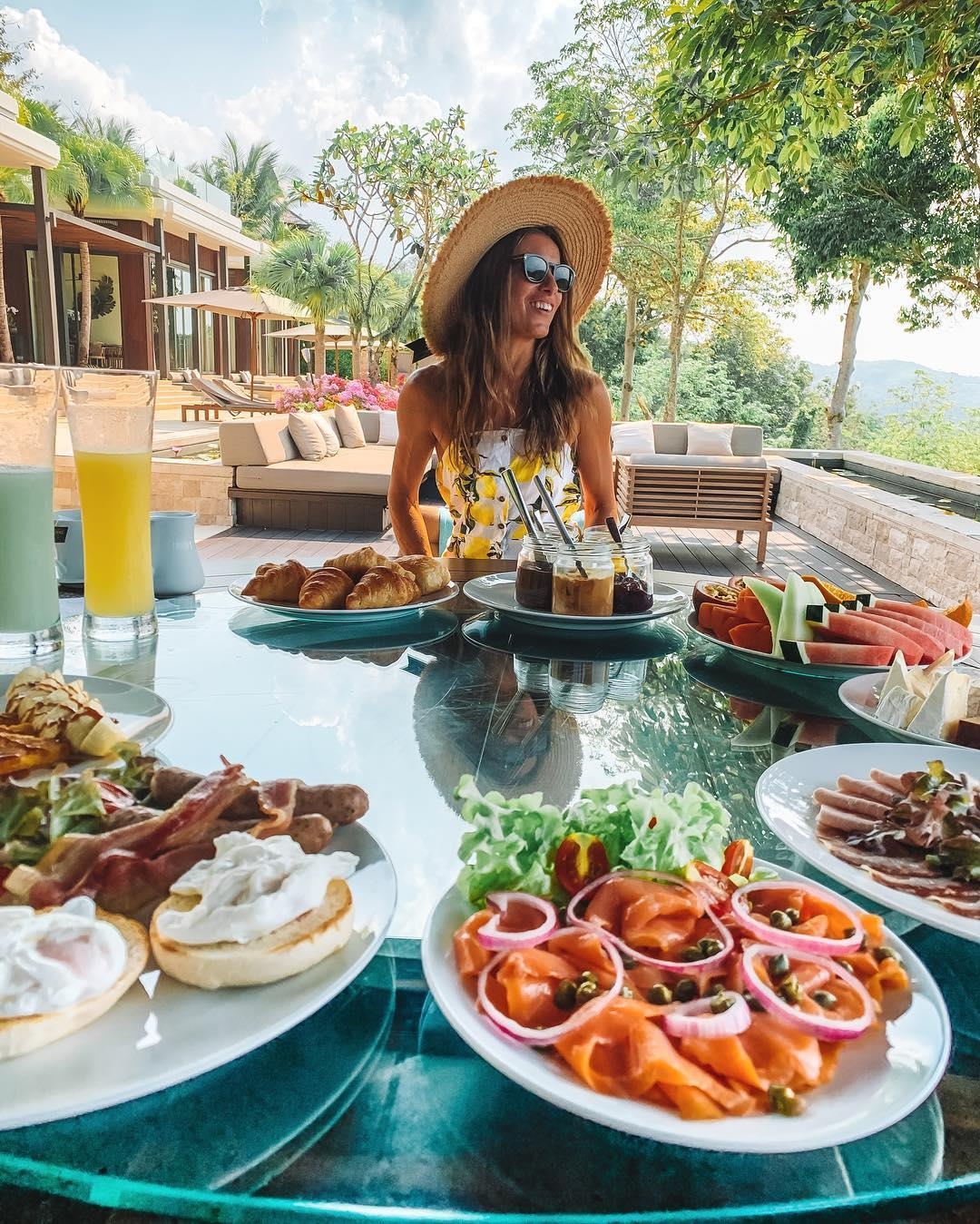 Nu phuot thu U50 anh 9