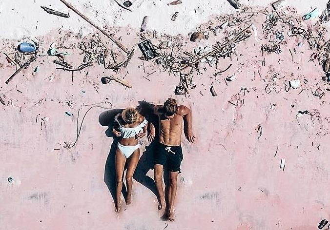 Bo bien hong Indonesia ngap tran rac thai chi sau mot nam hinh anh