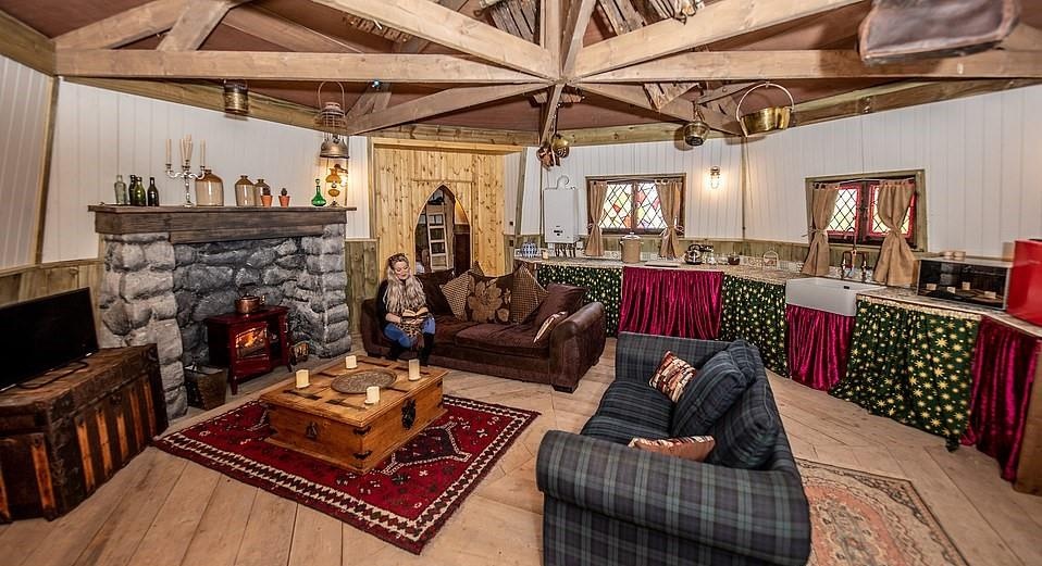 Ngoi nha Harry Potter anh 2