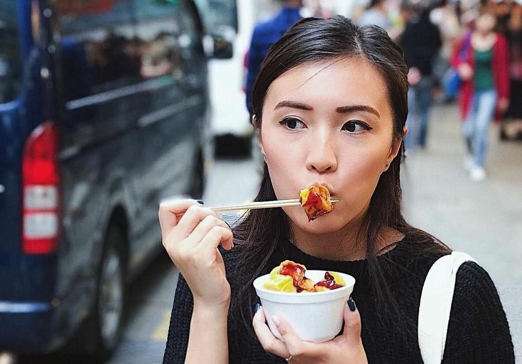 9 mon an duong pho chi nhin da muon den Hong Kong mot lan trong doi hinh anh