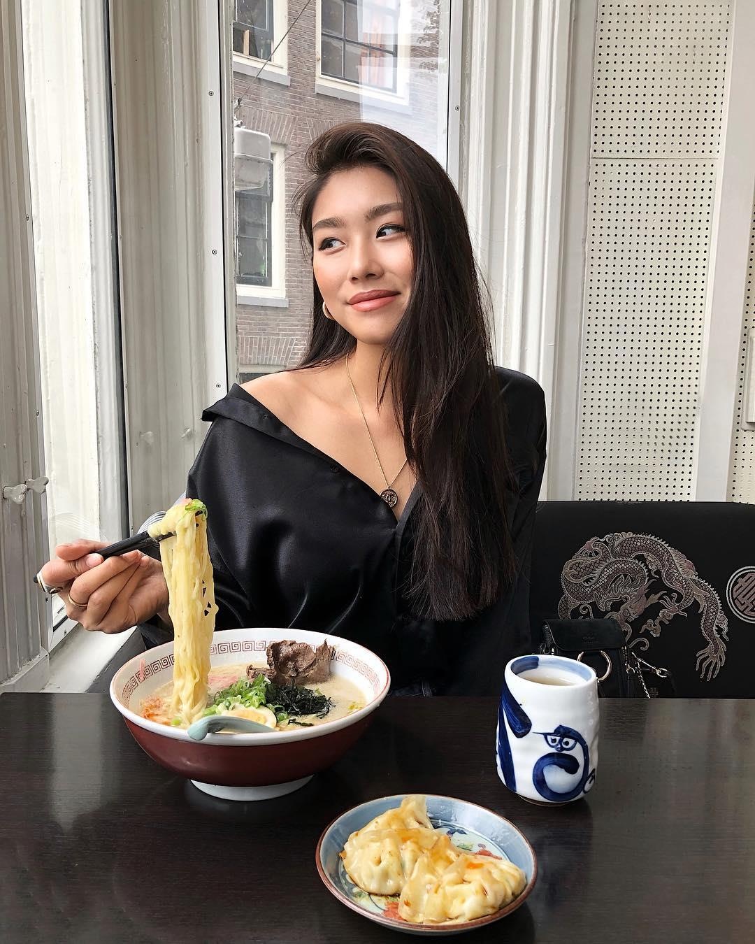 Mon an hoi rich kid anh 20