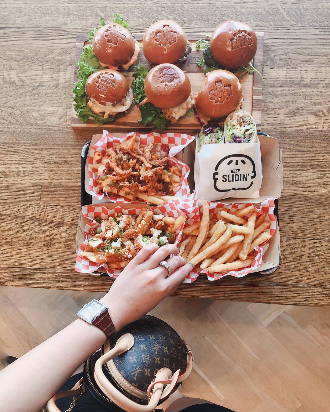 Mon an hoi rich kid anh 18