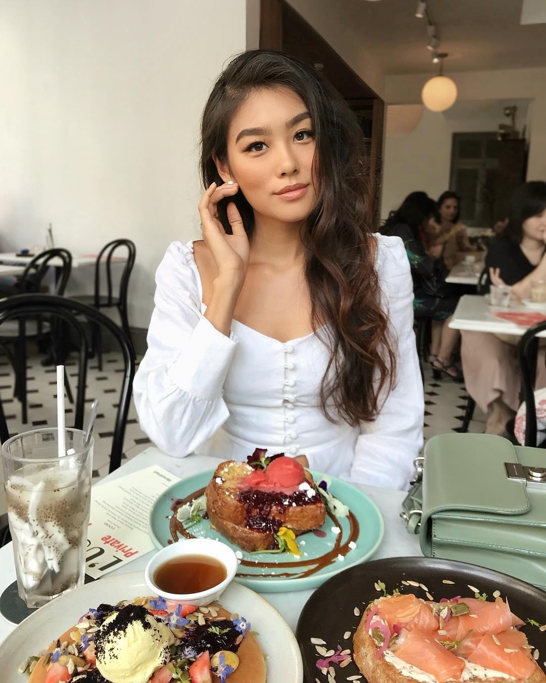 Mon an hoi rich kid anh 19