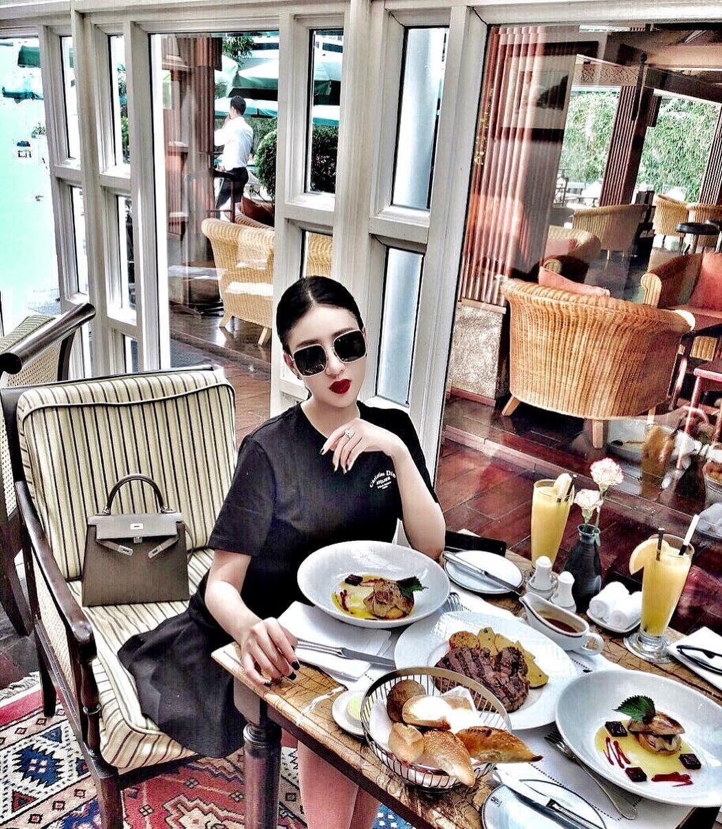 Mon an hoi rich kid anh 22