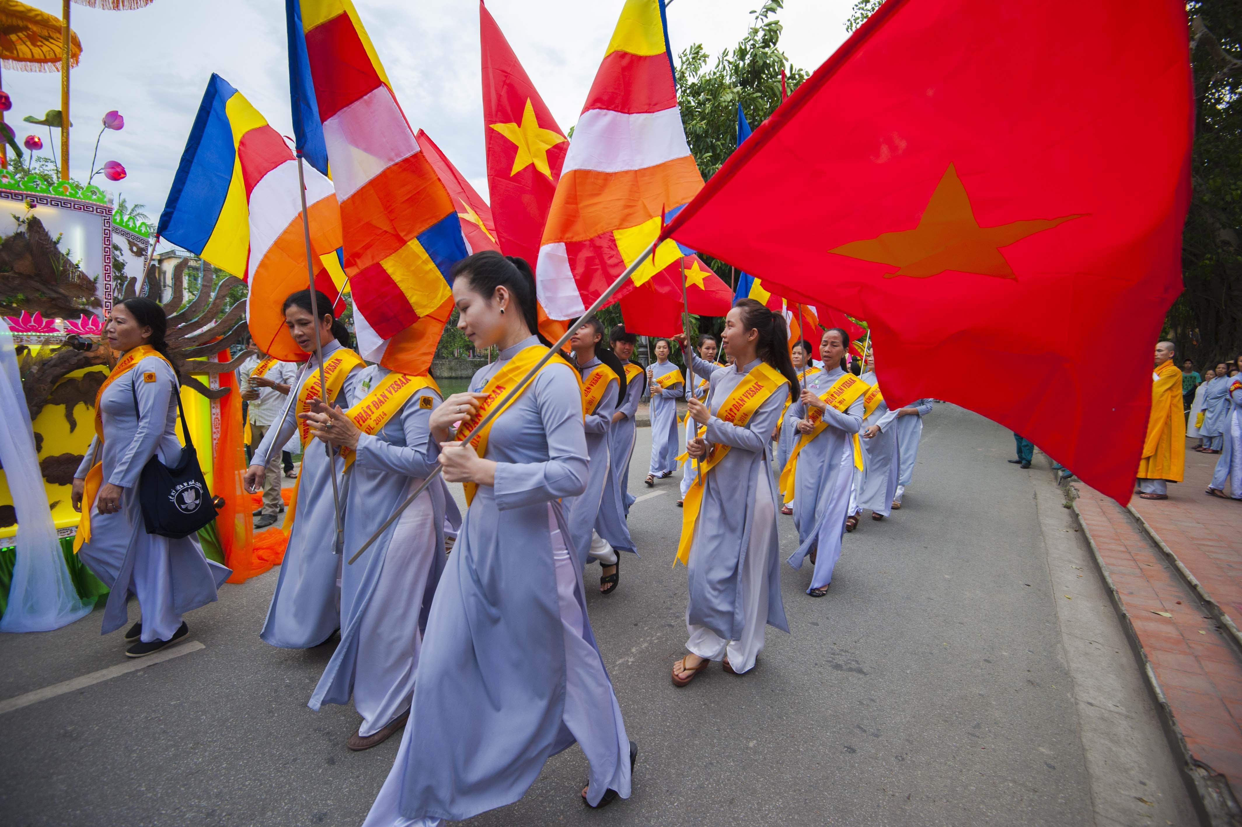 Le hoi Phat Dan Hue anh 21