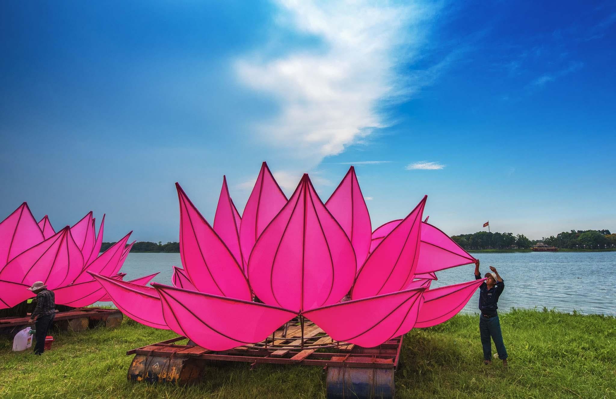 Le hoi Phat Dan Hue anh 10