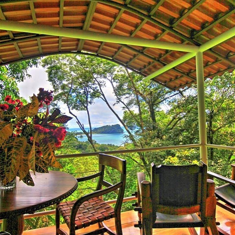 Khach san Boeing 727 anh 3