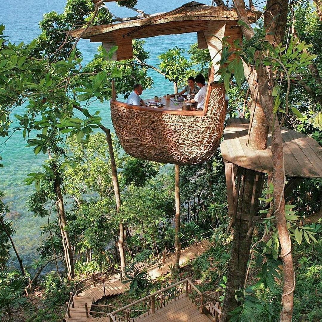 Nha hang lo lung tren cay anh 10