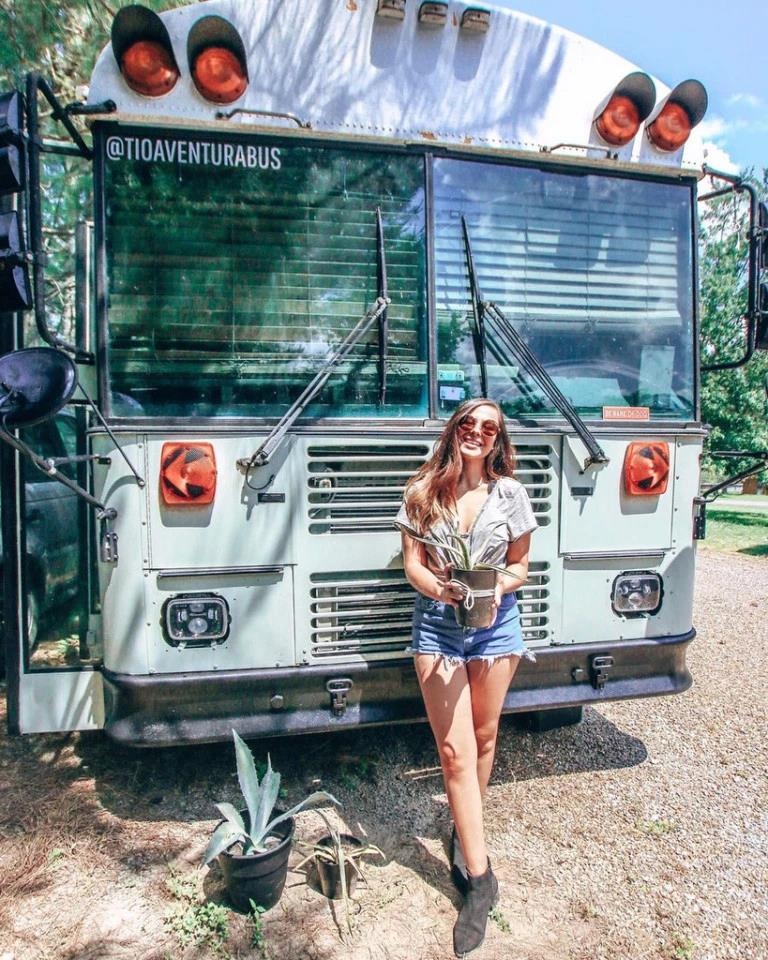 Cap vo chong du lich khap the gioi anh 12