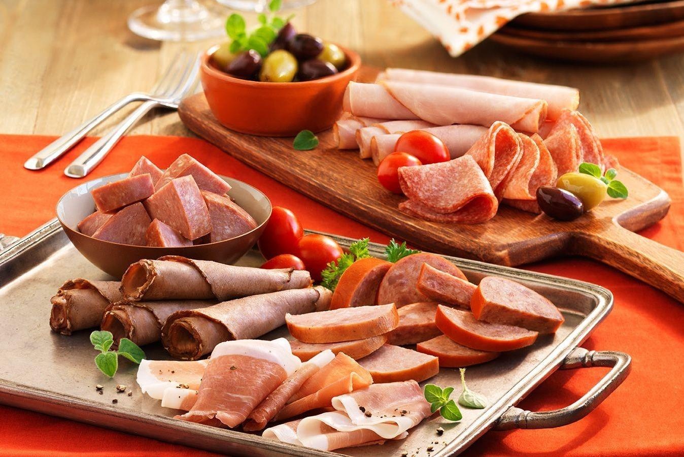 Xuc xich va 7 thuc pham khong duoc phep mang khi nhap canh Nhat Ban hinh anh