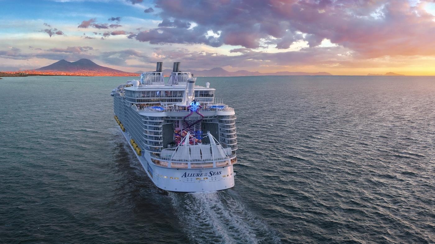 Sieu du thuyen co cau truot 10 tang anh 1