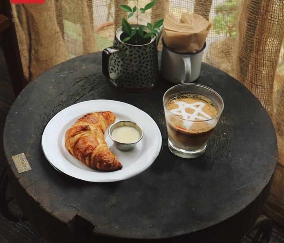 Quan ca phe Ha Noi anh 7