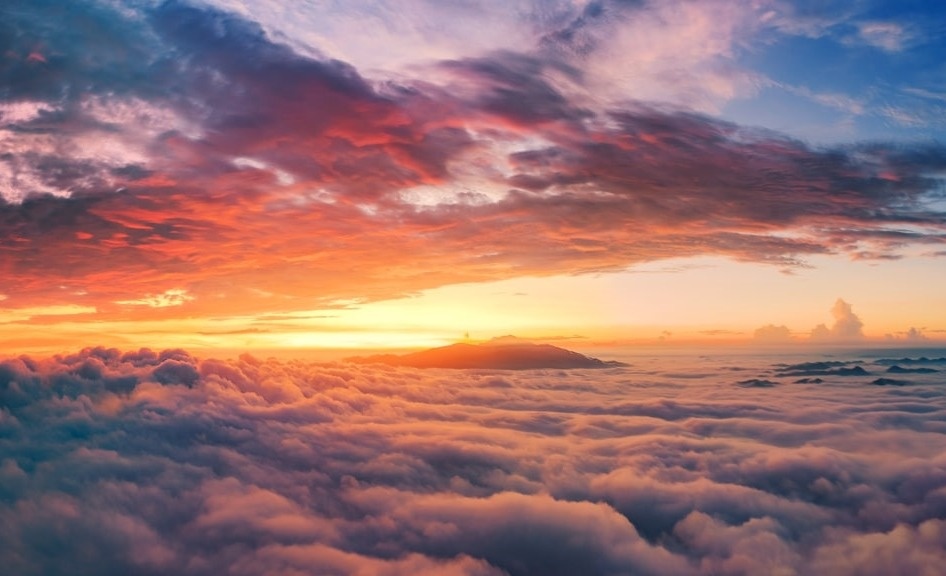 Vung bien ai phia bac dep tua xu so suong mu Da Lat hinh anh