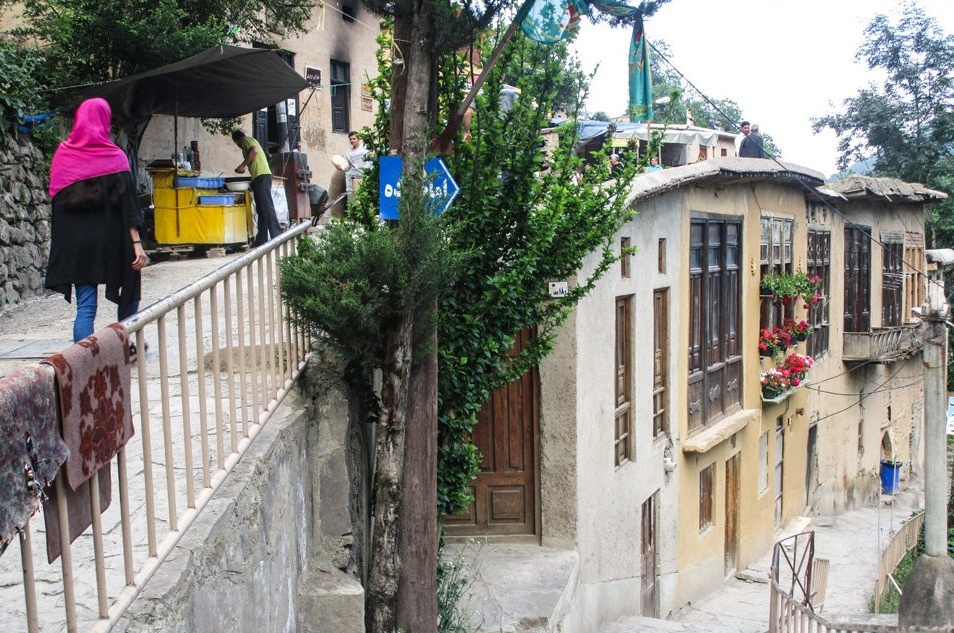 Ngoi lang o Iran anh 4