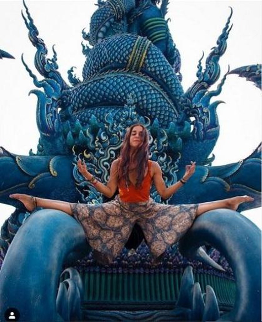 Hanh dong phan cam cua du khach anh 4