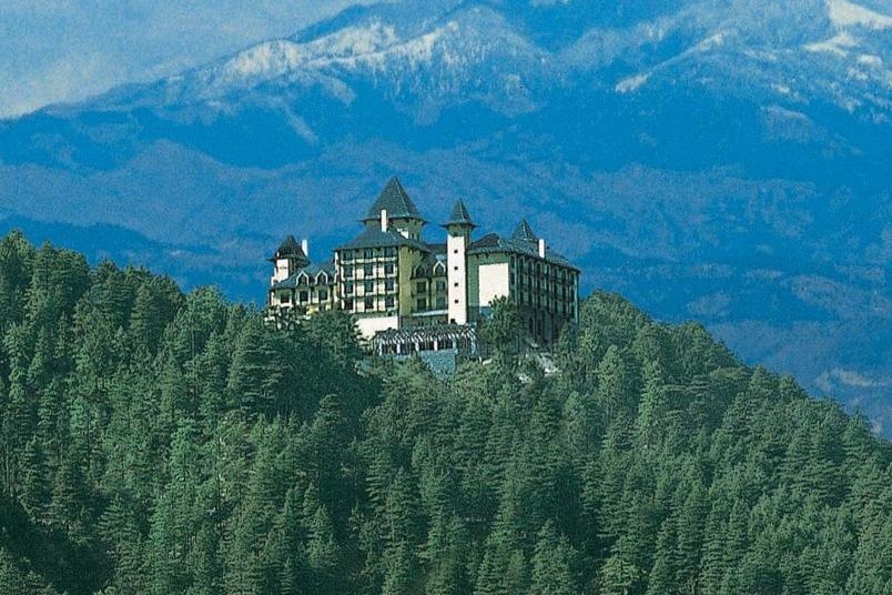 5 khach san biet lap tren nui thu hut khach du lich hinh anh