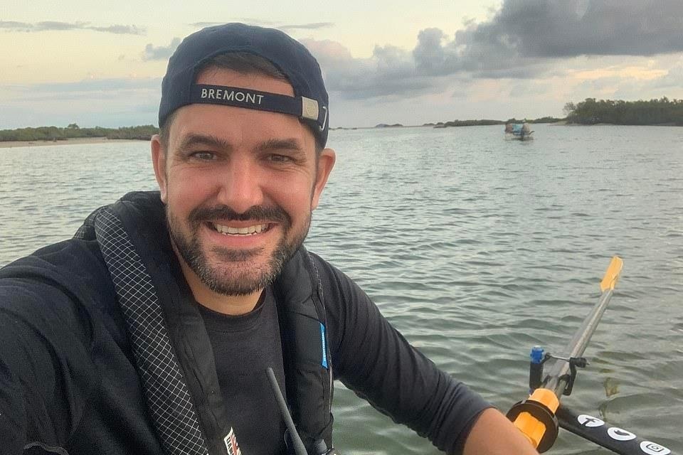 Nguoi dau tien chinh phuc eo bien nguy hiem bac nhat the gioi hinh anh