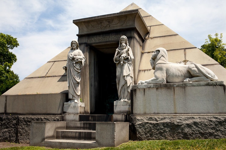 Khu nghia trang cua gioi nha giau va quyen luc o New York hinh anh