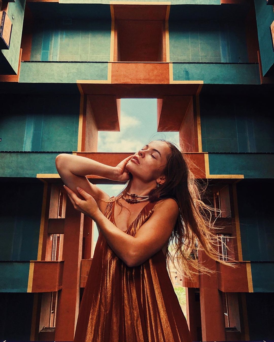 Toa nha song ao o Tay Ban Nha anh 6