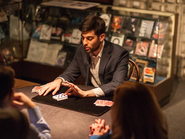 Cua hang ma thuat o My anh 2