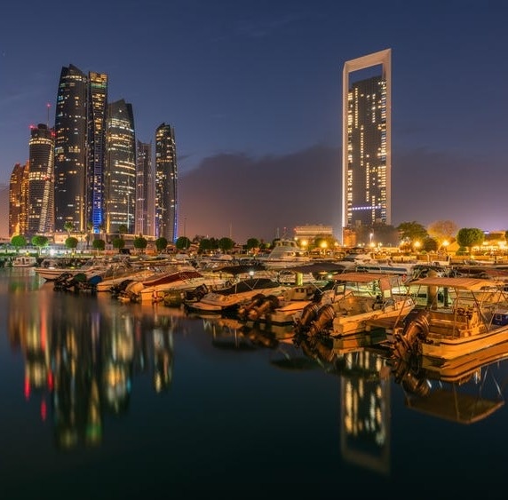 Diem du lich dong khach anh 10