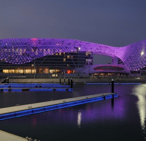 Diem du lich dong khach anh 11