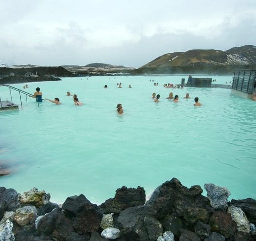 Diem du lich dong khach anh 12