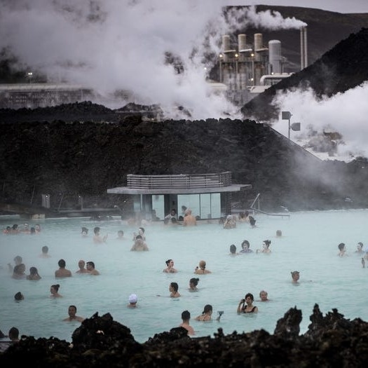 Diem du lich dong khach anh 13