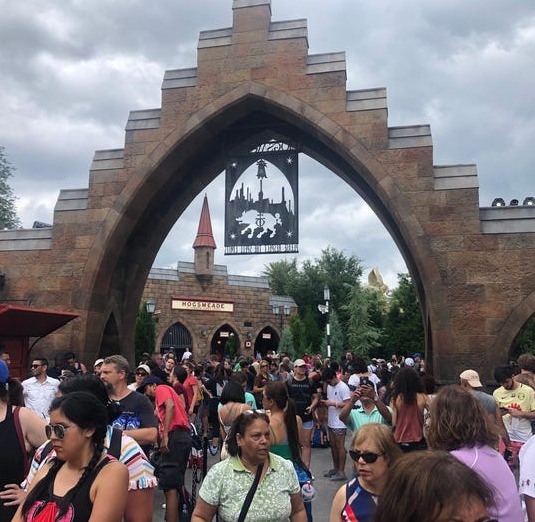 Diem du lich dong khach anh 15