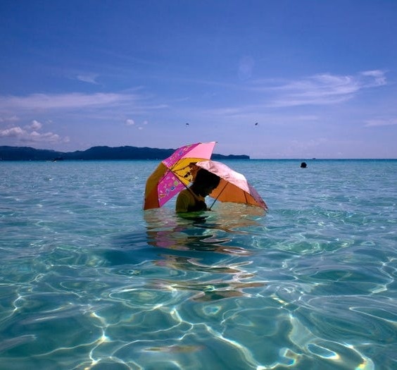 Diem du lich dong khach anh 5