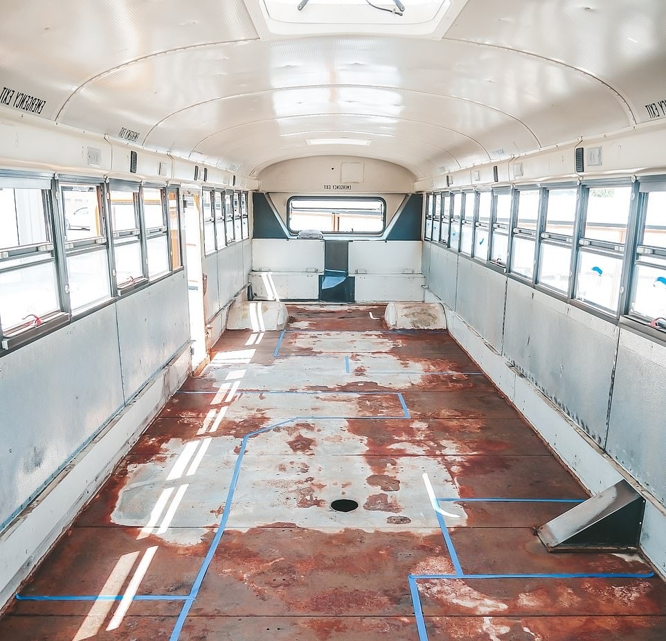 Du lich bang xe buyt anh 8