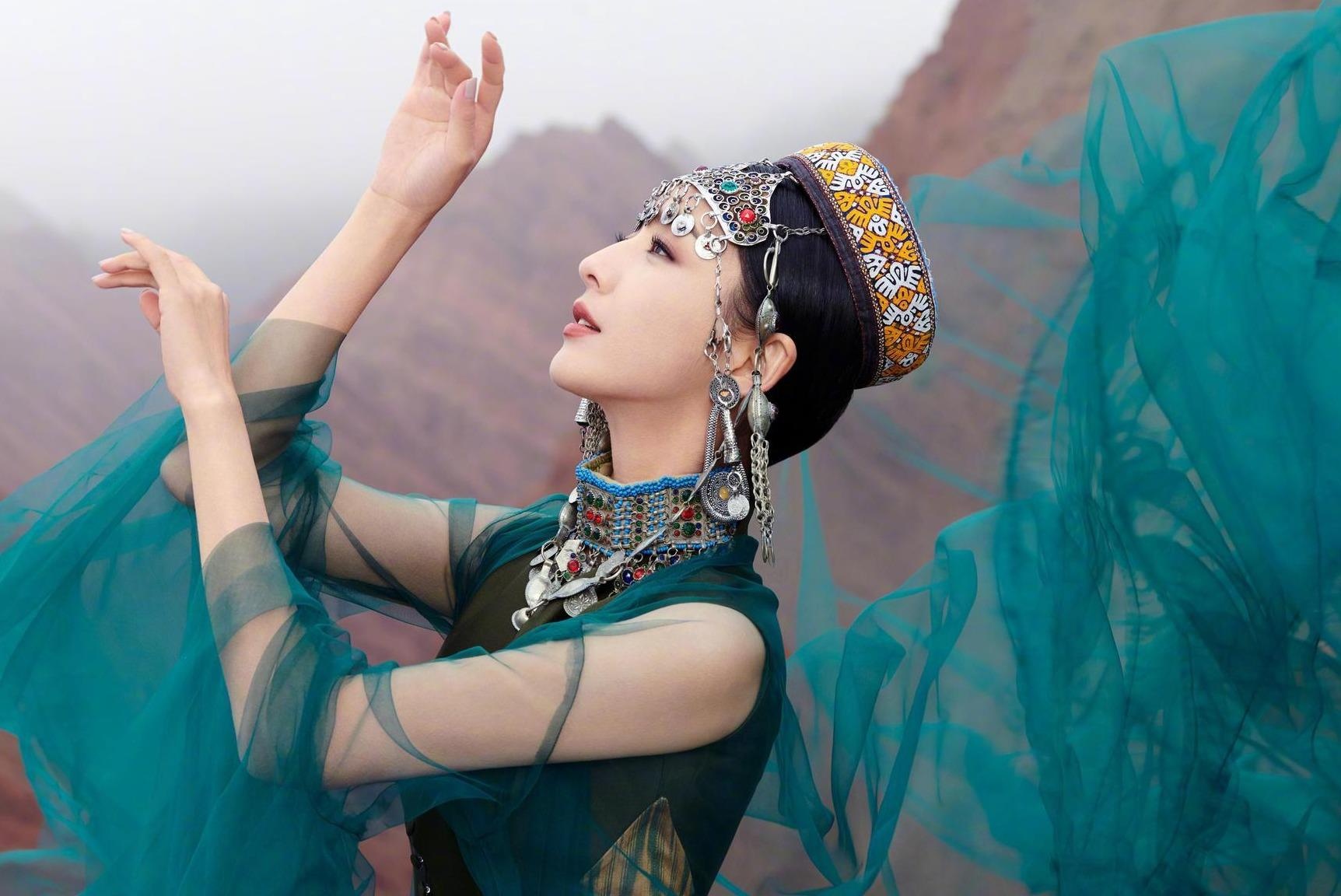 Men Con duong To lua, tim vung dat san sinh loat my nu hinh anh