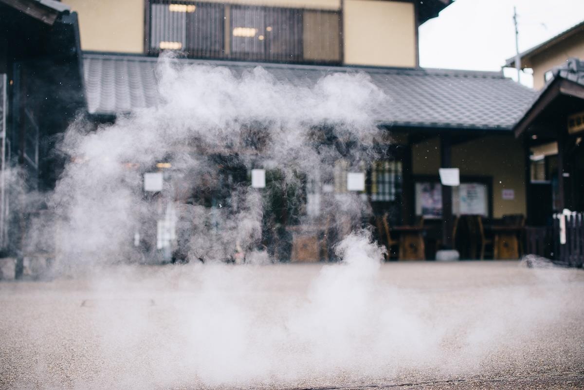 Trai nghiem thanh pho co 8 dia nguc tran gian hinh anh