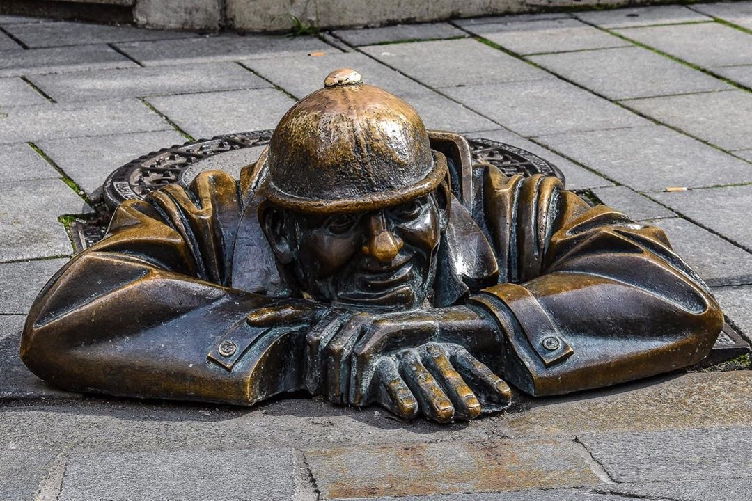 Buc tuong may man tren the gioi anh 3