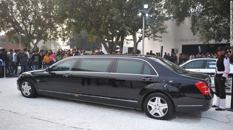 tuỳ tùng quốc vương Saudi Arabia ảnh 2 tuy tung quoc vuong Saudi Arabia anh 2