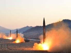 Nhat tinh so tan 60.000 dan de phong Trieu Tien thu hat nhan hinh anh