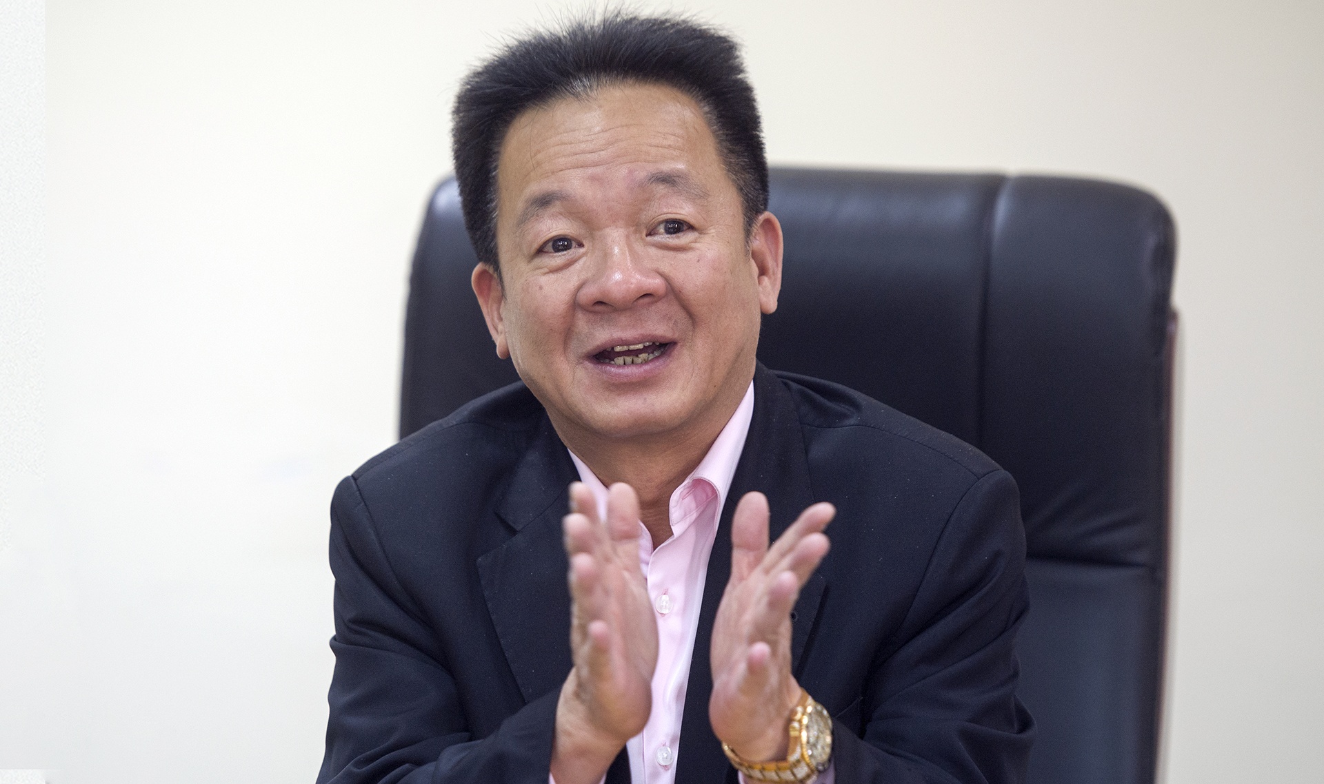 Ngan hang bau Hien ban von cong ty vay tieu dung cho nuoc ngoai hinh anh