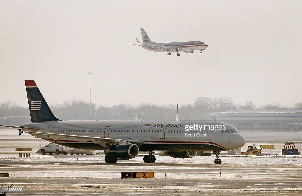 nguoi Viet ket o san bay anh 5