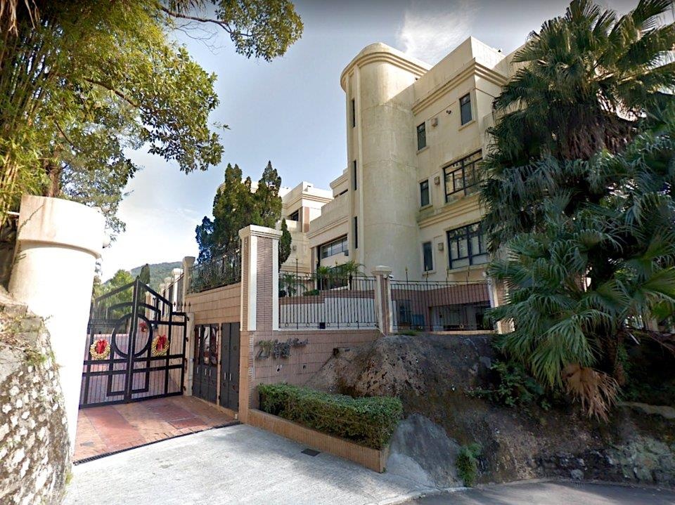 Noi o cua gioi sieu giau o Hong Kong anh 10